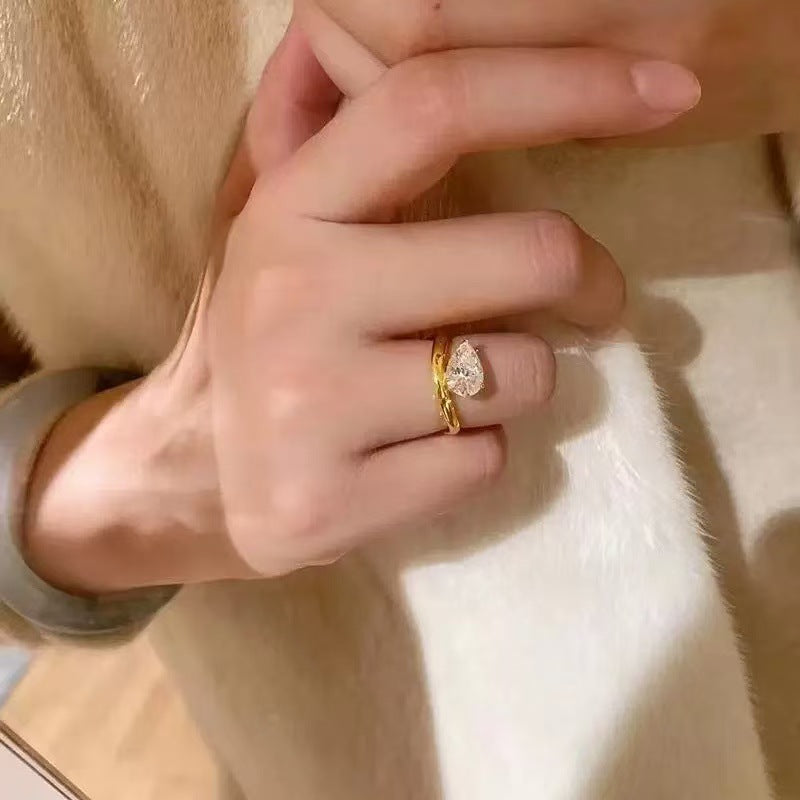 Golden Water Drop Zircon Ring