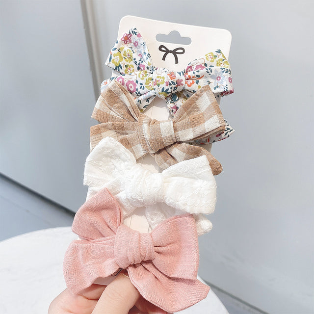 4 Pieces Set Of Fashionable And Sweet Hair Clips