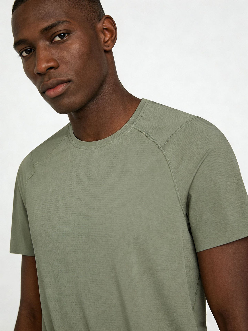 Summer T-Shirt Short-Sleeved Men's Seamless Ice Silk Breathable Quick-Drying Sun Protection Anti-Un Pure Color Youth Sports Round Neck T-Shirt for Men